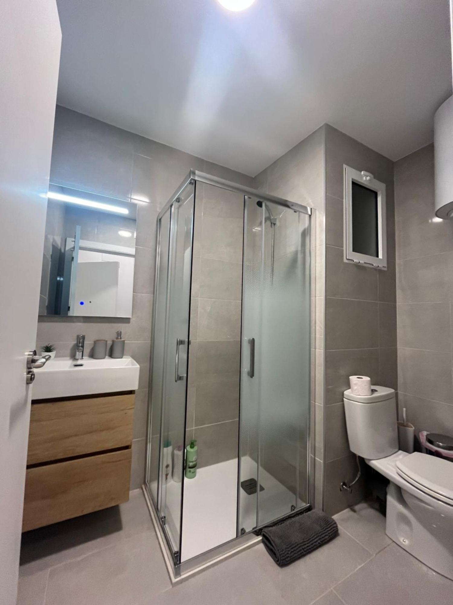Apartamento Leon Centrico, Moderno Y Muy Equipado Almansa Kültér fotó